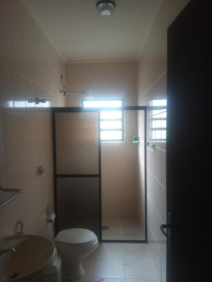 Maravilhosa vila a 150 m da praia do GUARAÚ, para 30 pessoas! Peruíbe Exterior foto