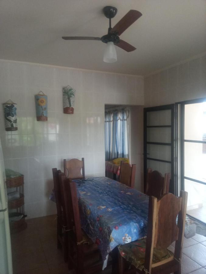 Maravilhosa vila a 150 m da praia do GUARAÚ, para 30 pessoas! Peruíbe Exterior foto